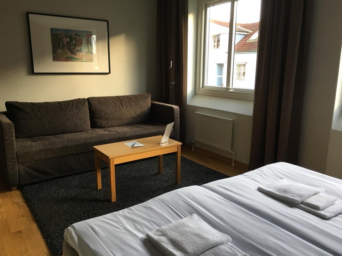 קלמאר Hotell Svanen מראה חיצוני תמונה