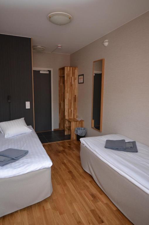 קלמאר Hotell Svanen מראה חיצוני תמונה