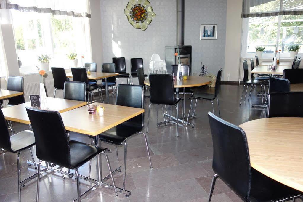 קלמאר Hotell Svanen מראה חיצוני תמונה